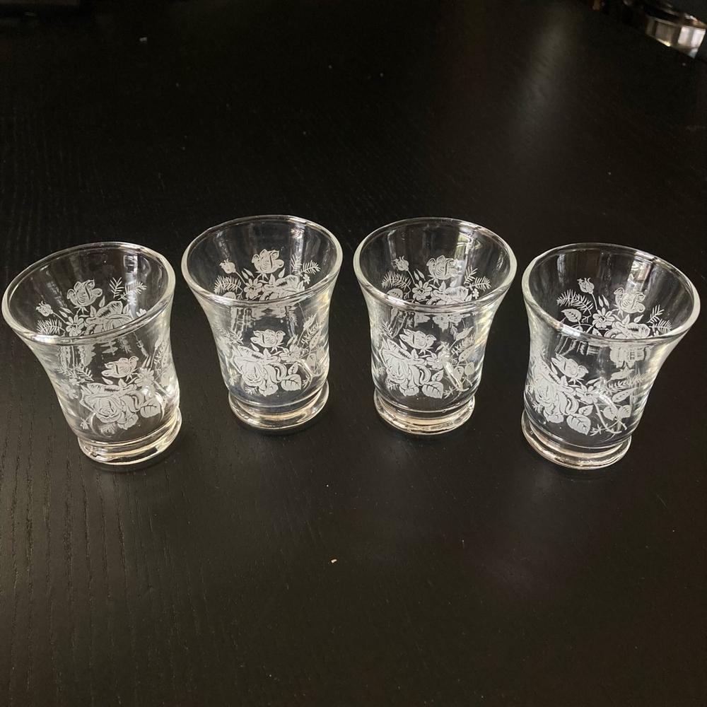 Vintage Mid 20th Century 4 Shot Glass One Size Clear